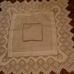 Crochet lace table topper 31 by 31